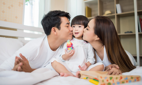 Will a minor child of a person stripped of Vietnamese nationality be stripped of Vietnamese nationality like their parents?