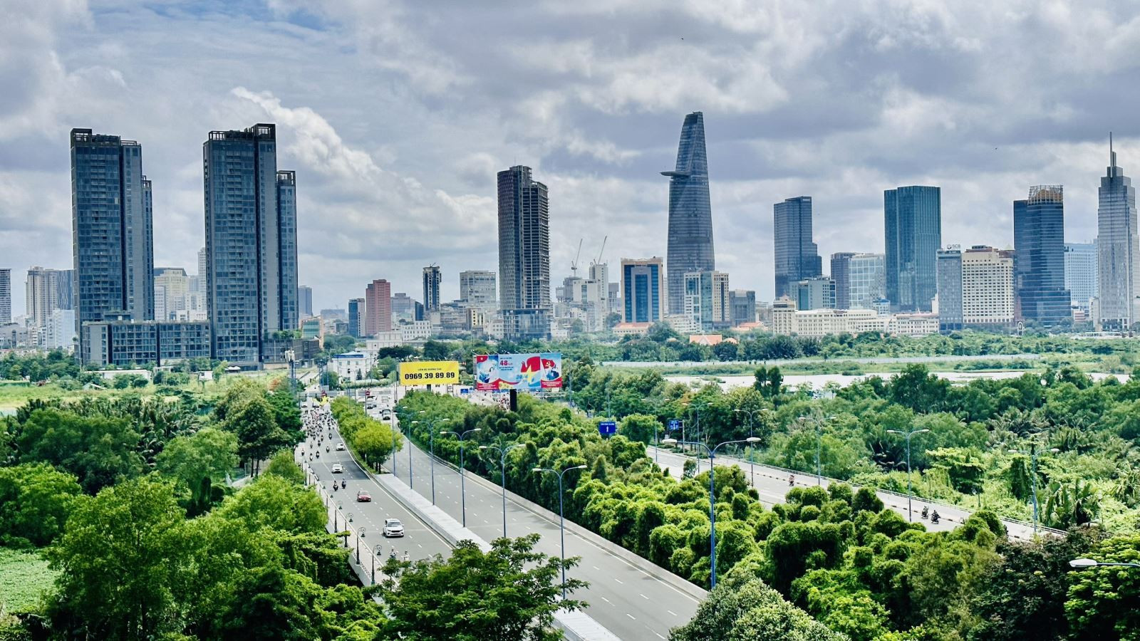 What are the conditions of future housing and construction projects that will be put into business from 2025?