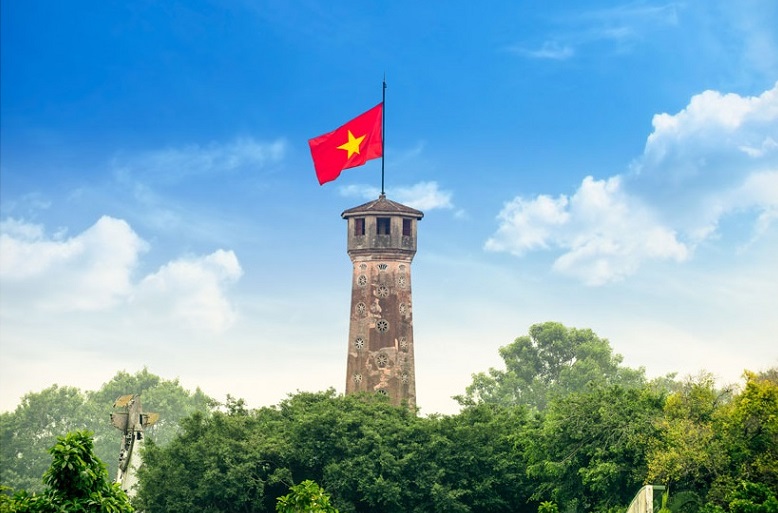Người nước ngoài muốn xin nhập quốc tịch Việt Nam thì có bắt buộc phải biết tiếng Việt hay không?