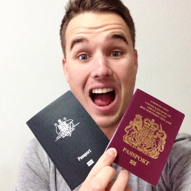Can a person who does not have Vietnamese nationality request a Judicial record card?