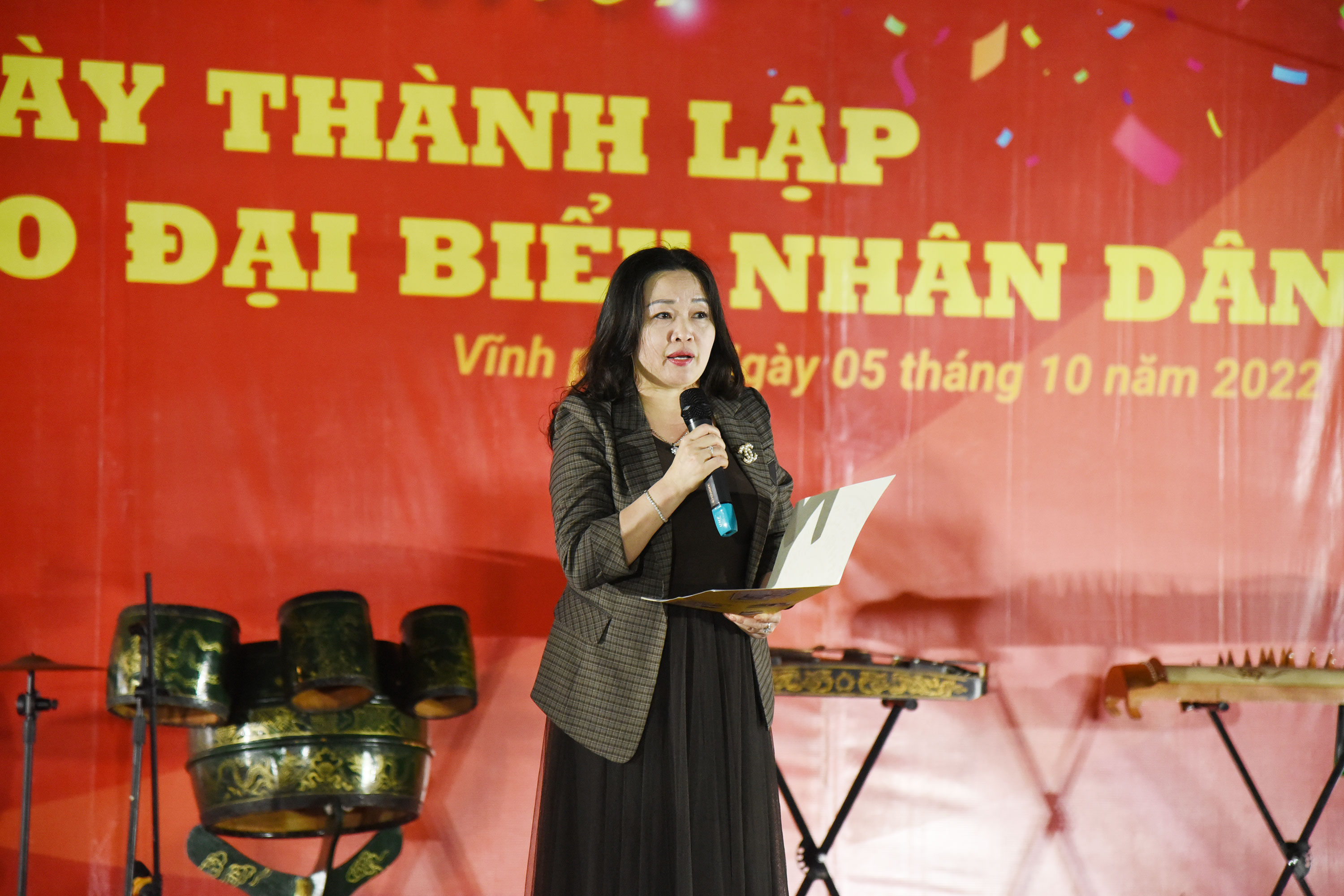 Đại biểu Hội đồng nhân dân có được có hai quốc tịch không?