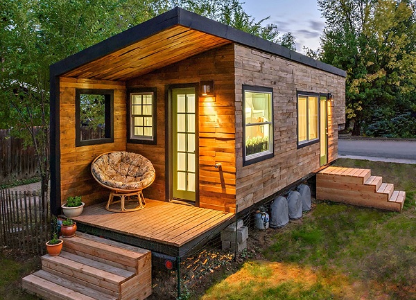 Do I need a license to build a wooden house or build a wooden house?