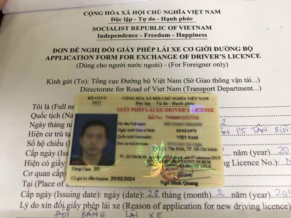 Người nước ngoài được phép đổi giấy phép lái xe nước ngoài sang giấy phép lái xe tương ứng tại Việt Nam không?