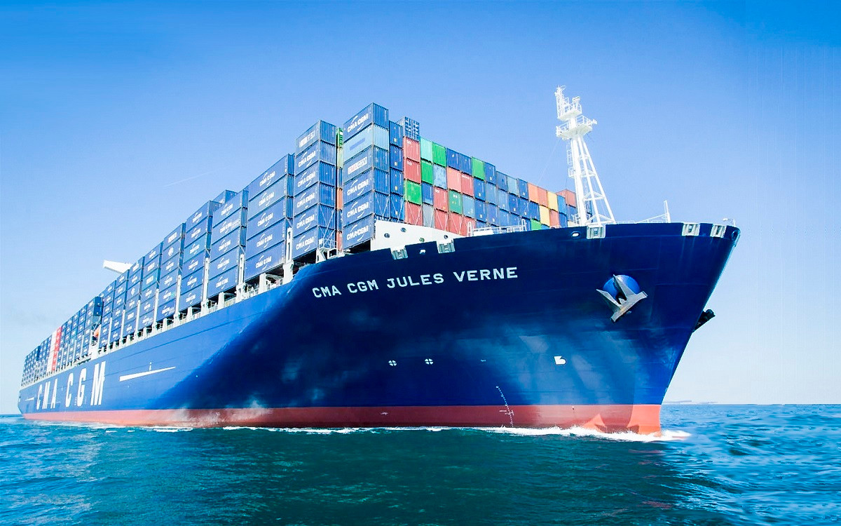 Tàu biển thuộc sở hữu của tổ chức, cá nhân Việt Nam có được mang cờ quốc tịch nước ngoài không?