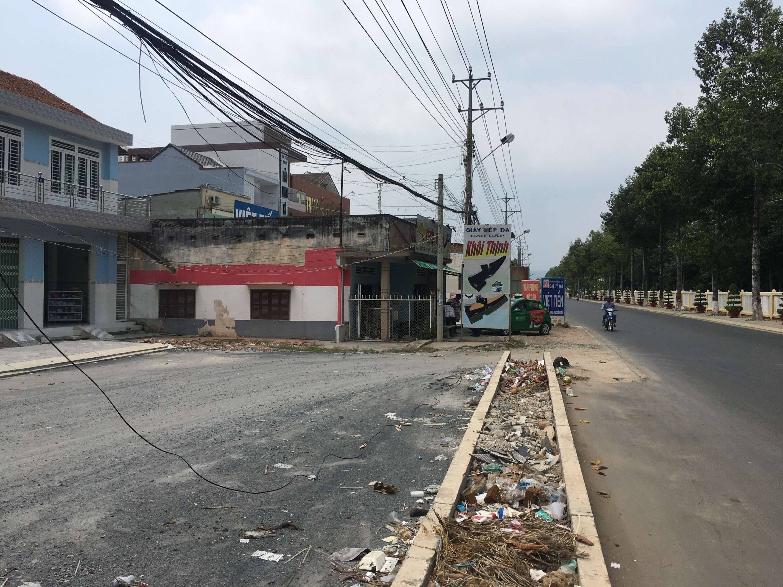 Đất nằm trong lộ giới là gì? Cách xem lộ giới trên sổ hồng?