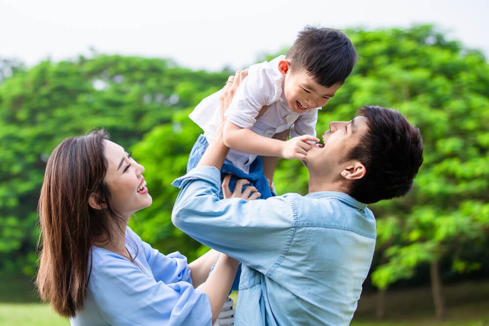 Điều kiện và thủ tục làm visa cho người thân của người nước ngoài đang cư trú tại Việt Nam cần đáp ứng những gì?