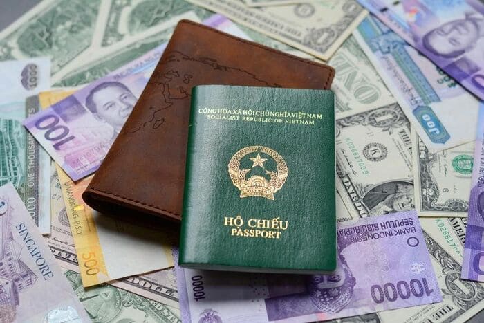 How long before expiry should I change my passport to avoid being fined?