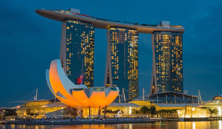 Thủ tục bảo lãnh người thân sang Singapore?
