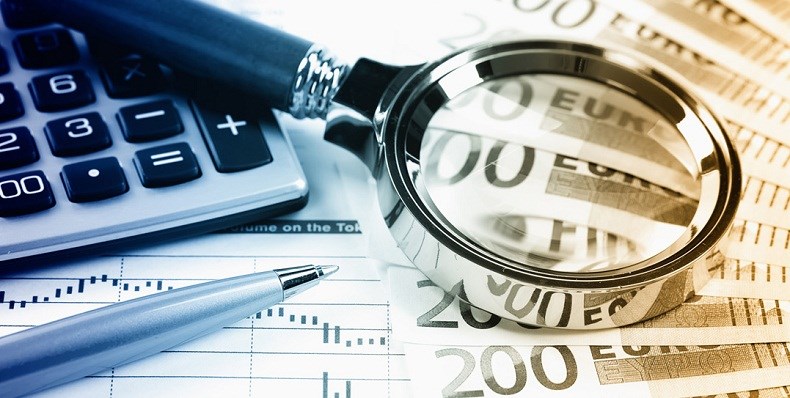 How much is a foreign auditing firm required to deposit if it wants to provide cross-border auditing services in Vietnam?