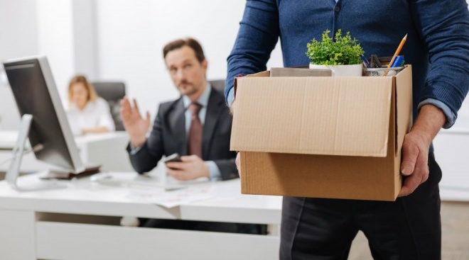 Người lao động nghỉ việc đột xuất có bị mất lương không?
