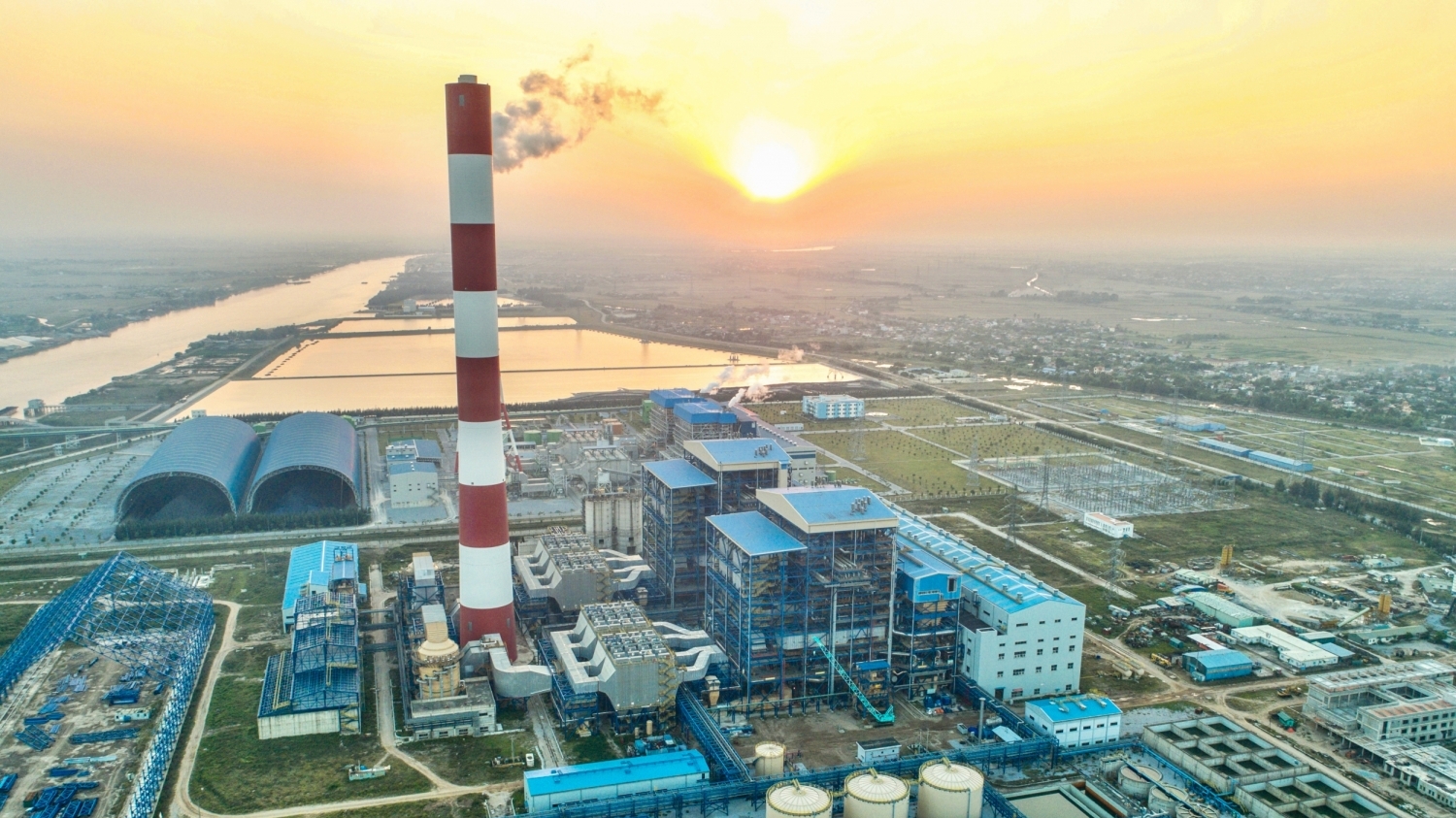 Thời hạn trình hồ sơ yêu cầu cấp giấy chứng nhận đăng ký đầu tư dự án BOT nhà máy nhiệt điện là bao nhiêu ngày?