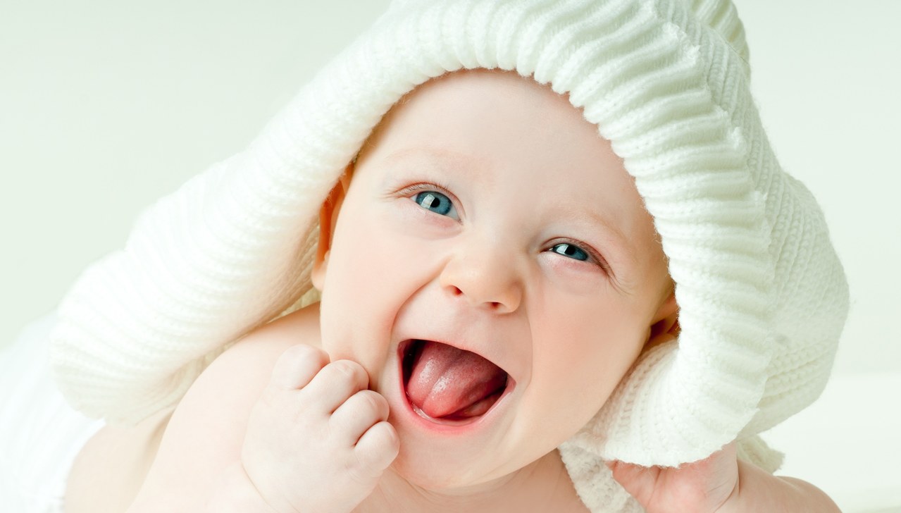 Lawyers advise on birth registration procedures for children with foreign elements