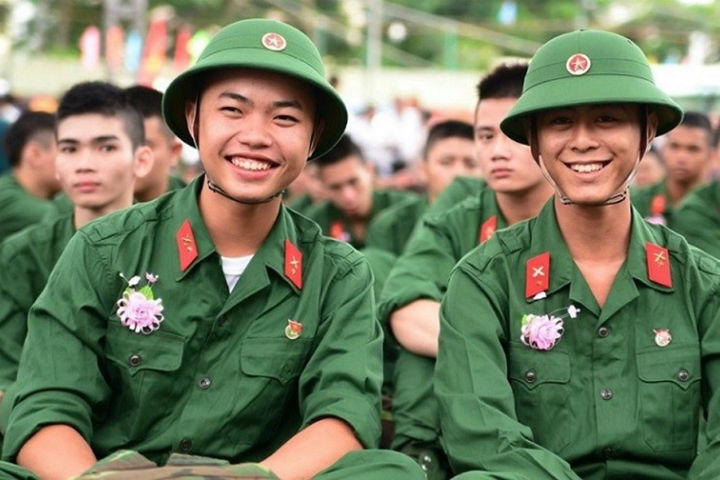 Giấy phép lái xe quân sự có được đổi tương đương sang giấy phép lái xe dân sự hay không?