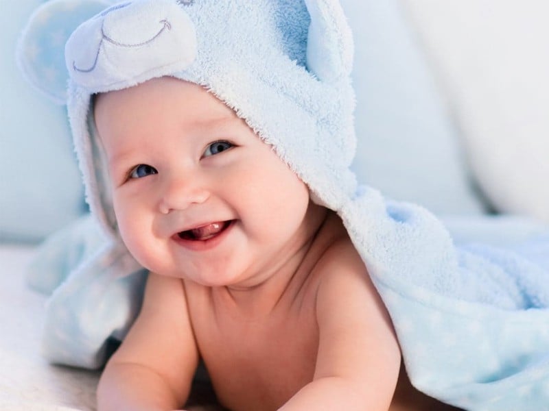 Chồng muốn nhận con riêng có cần hỏi ý kiến của vợ?