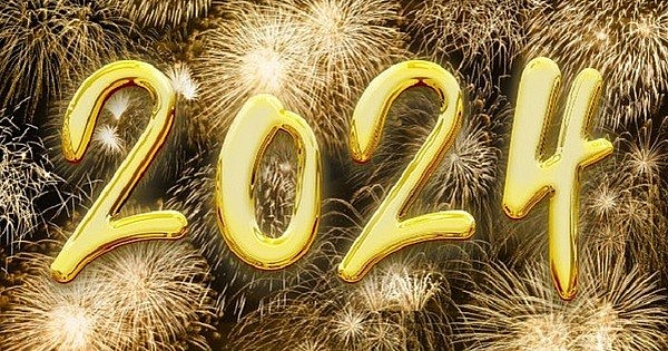 Người thử việc có được trả lương làm thêm giờ vào ngày Tết Dương lịch không?
