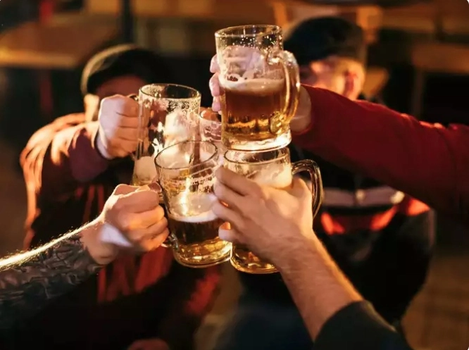 How to apply for a license to sell alcohol for on-site consumption?