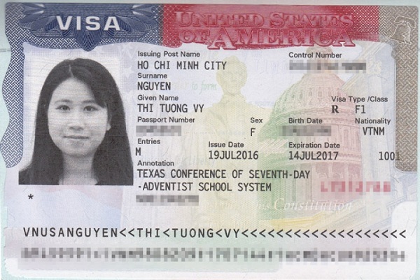 Xin thẻ tạm trú có bắt buộc phải làm visa lao động không? Có cách nào chuyển từ visa du lịch thành visa lao động hay không?