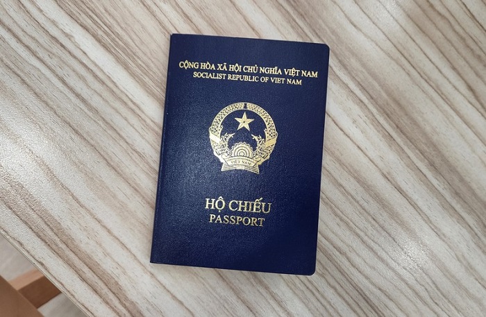 In what cases are VISA fees waived?