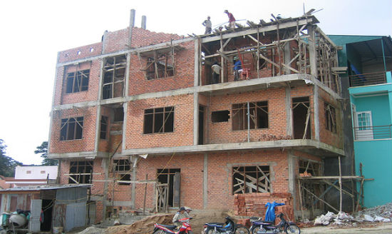 Housing ownership when building a house on someone else